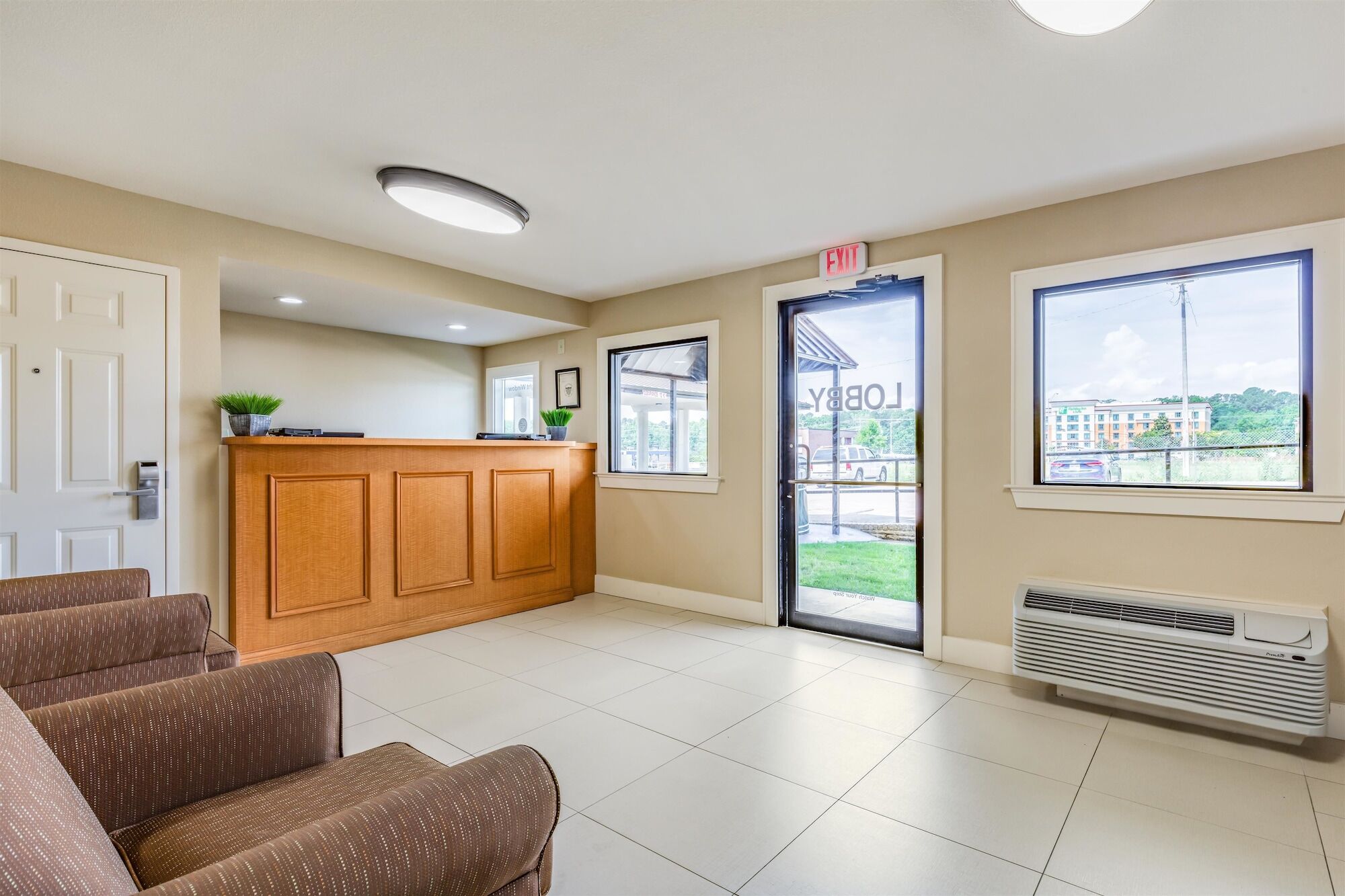 Surestay Hotel By Best Western Tupelo North Exterior photo